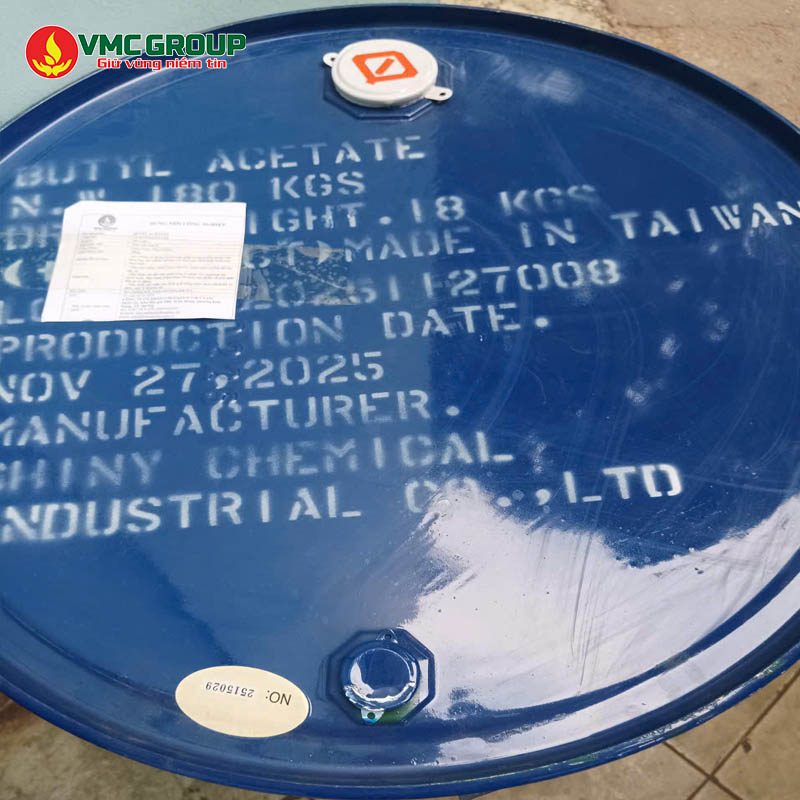 BUTYL ACETATE (BA) PHUY 180 KG DAI LOAN