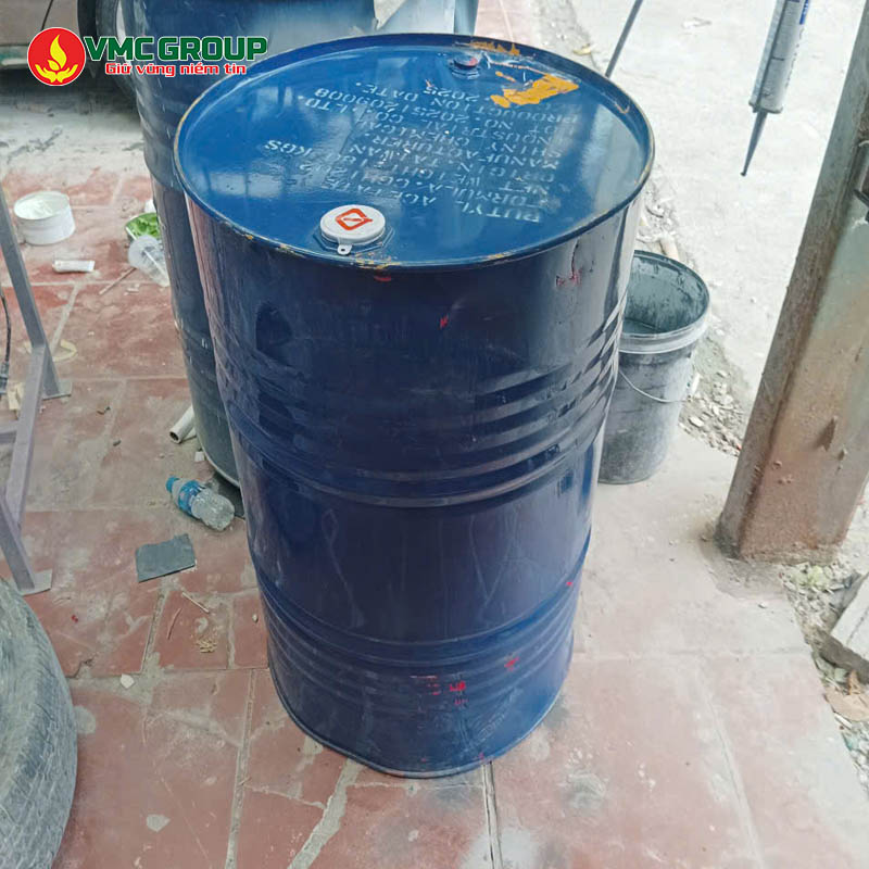 BUTYL ACETATE PHUY 180 KG DAI LOAN