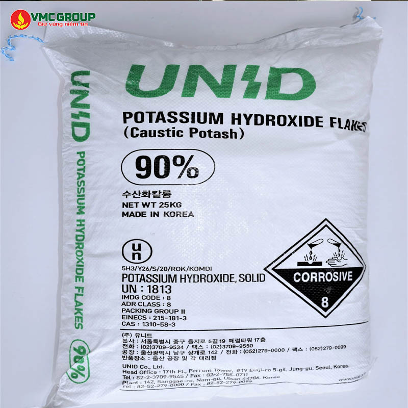 POTASSIUM HYDROXIDE DANG VAY BAO 25KG HAN QUOC