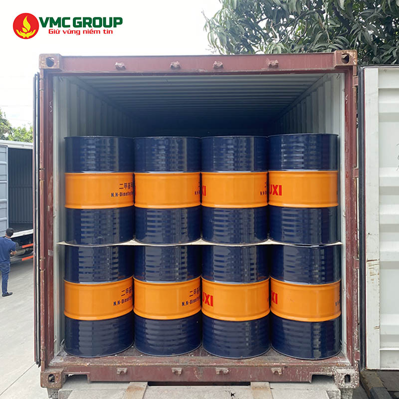 DMF LUXI - DIMETHYLFORMAMIDE - C3H7NO PHUY 190KG TRUNG QUOC