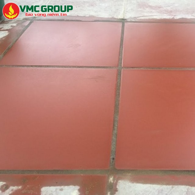 Chất tẩy nền gạch đỏ chuyên dụng giúp làm sáng bóng bề mặt gạch
