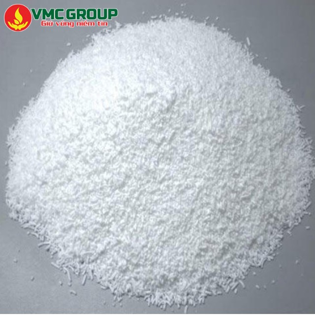 Sodium lauryl sulfate có dạng bột màu trắng