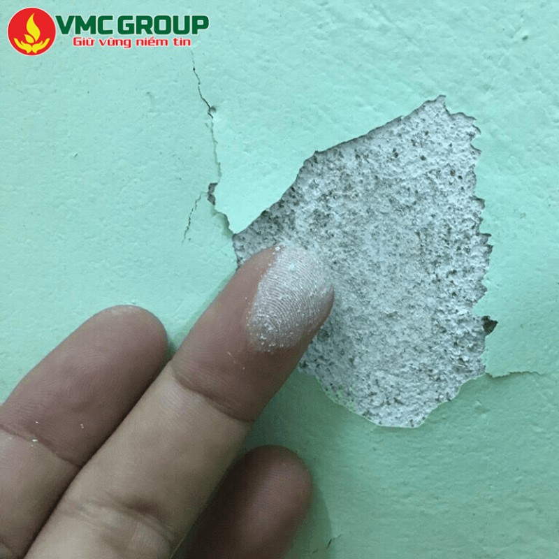 Tẩy sơn tường giúp bảo vệ bề mặt tường tốt hơn