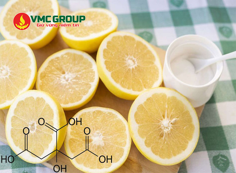 Acid citric monohydrate có dạng bột màu trắng