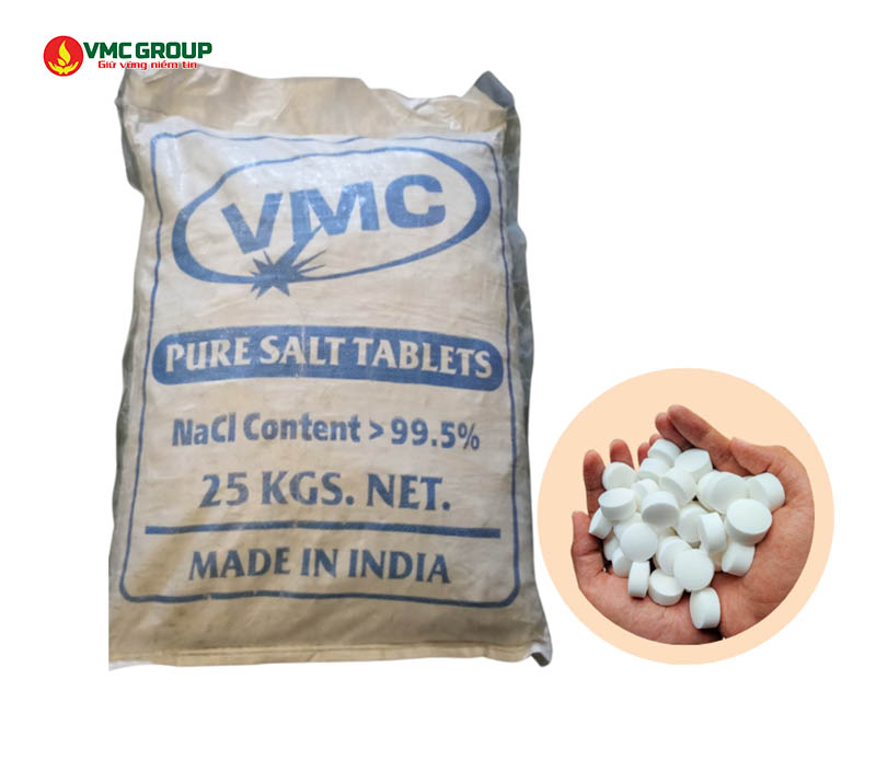 Muối viên VMC Ấn Độ có dạng viên nén màu trắng