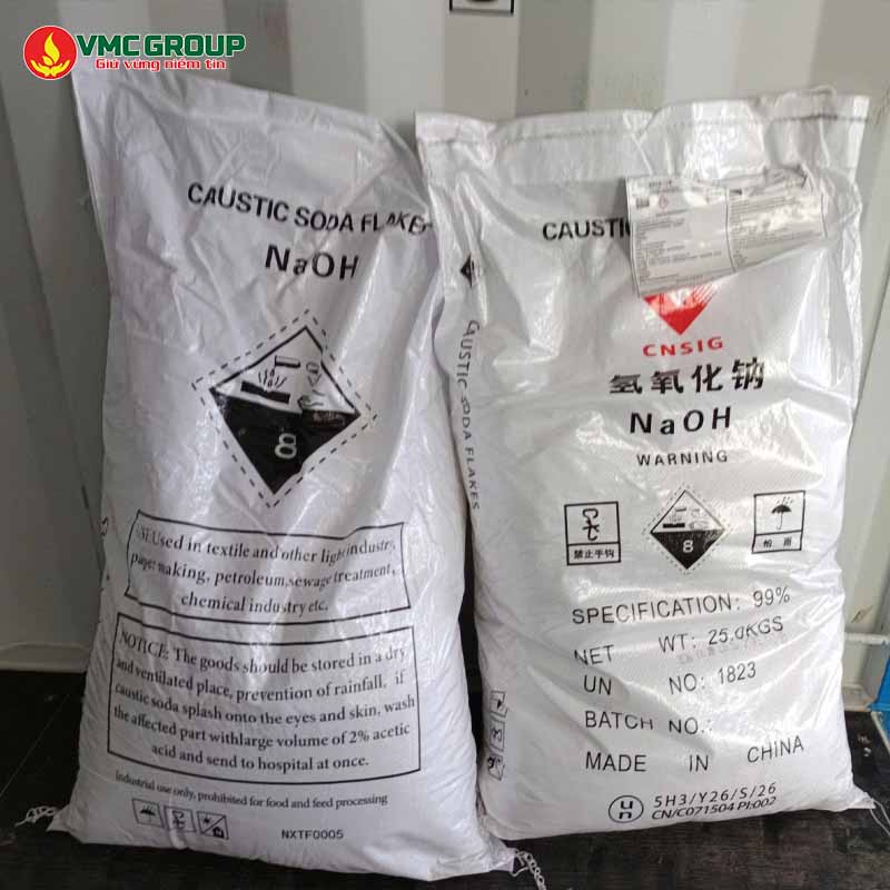 XuT VaY NAOH 99% XUT NOI MONG BAO 25KG