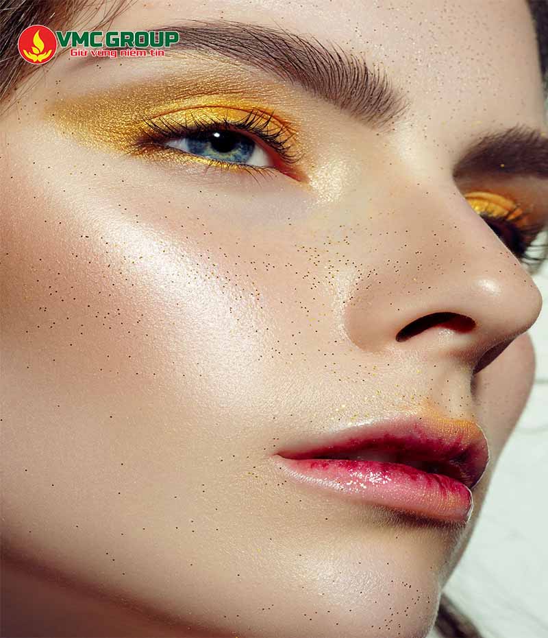 Iron Oxide Yellow dùng trong sản xuất mỹ phẩm trang điểm