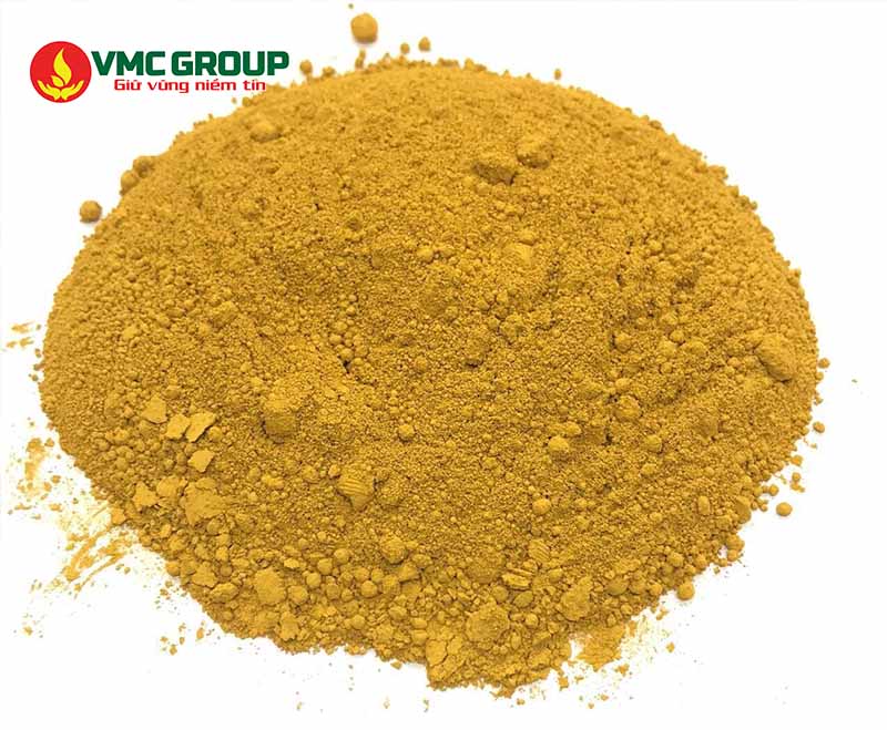 Oxit sắt vàng có màu vàng đất đặc trưng