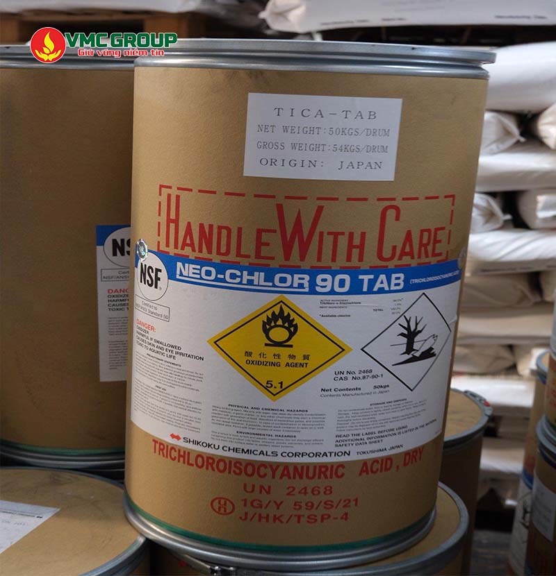 TCCA là chất khử trùng bể bơi phổ biến