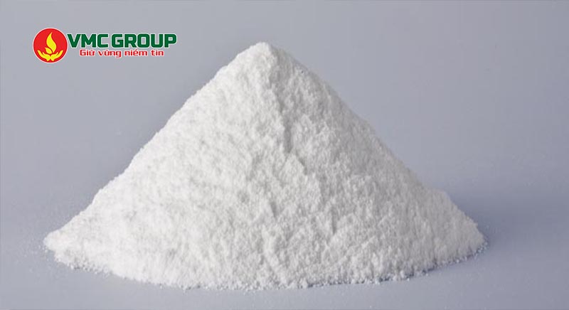 Kẽm oxit có dạng bột màu trắng