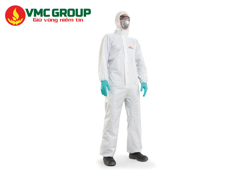 Lưu ý khi sử dụng Xylene- Mặc đồ bảo hộ khi tiếp xúc