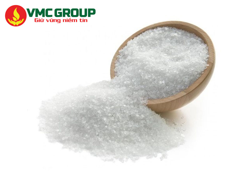 Sodium Saccharin có dạng tinh thể màu trắng
