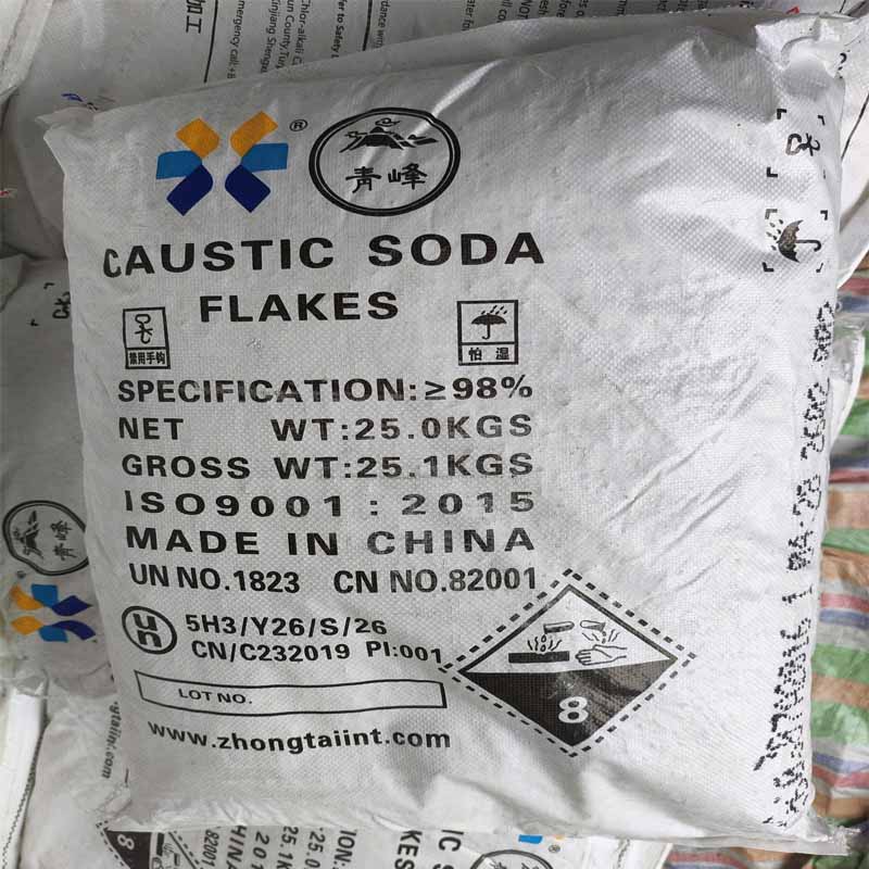 XUT VAY NaOH 98%- CAUSTIC SODA FLAKES TRUNG QUOC