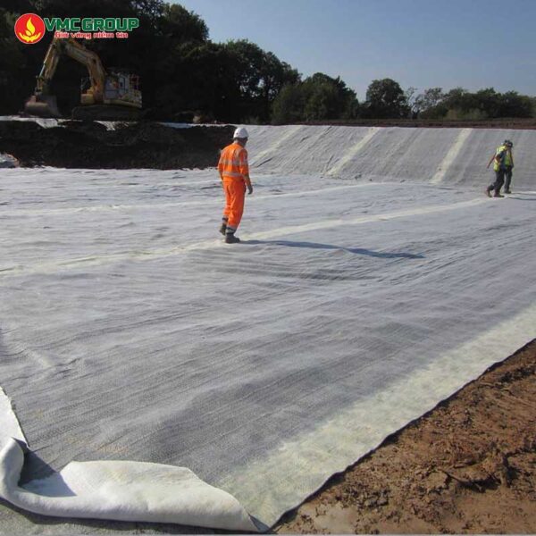 Bentonite dùng chống thấm khu vực chứa nước