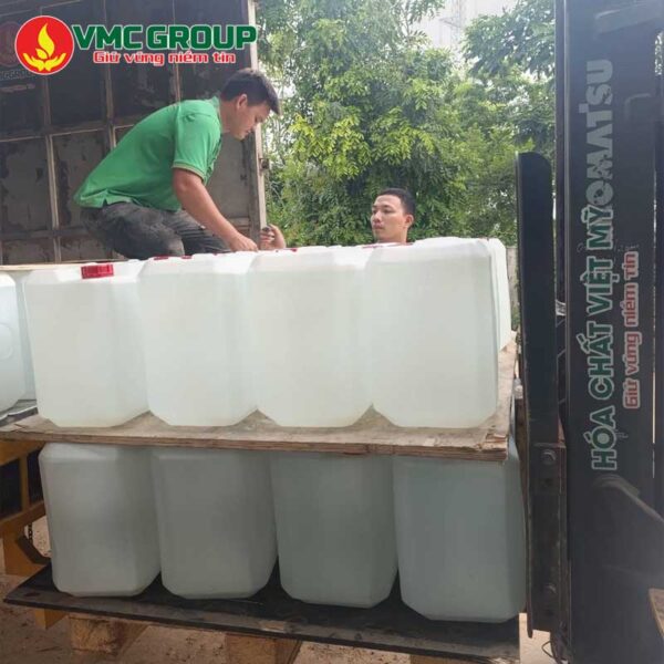 Mua nước cất số lượng lớn tại hóa chất Việt Mỹ